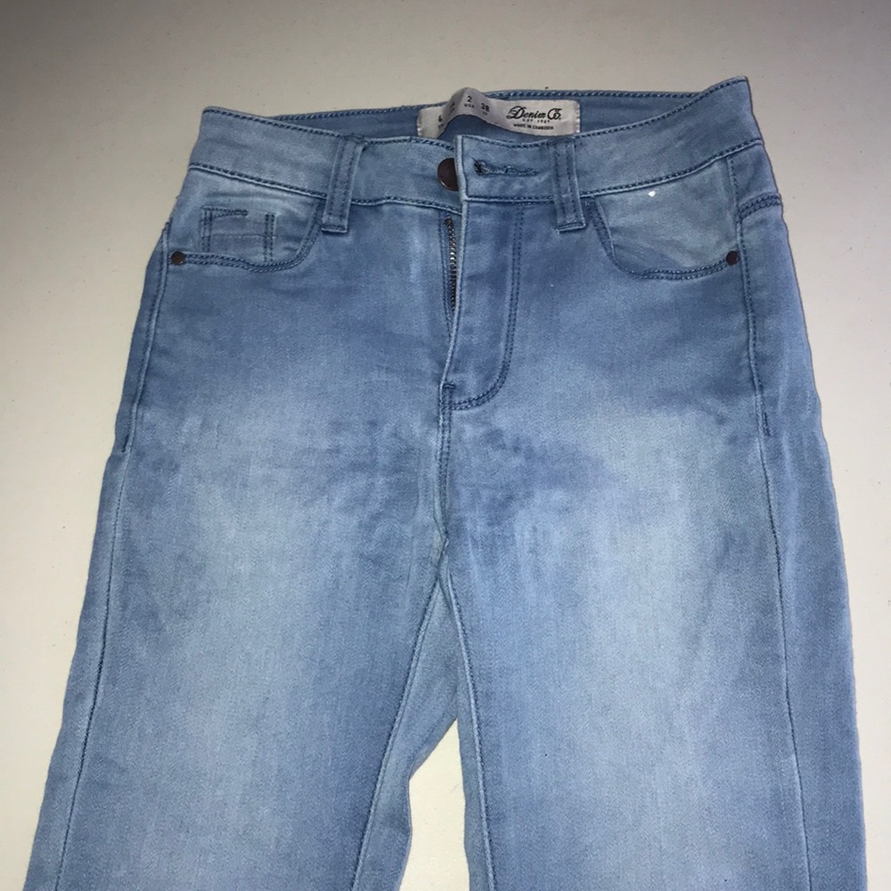 Low waisted jeans